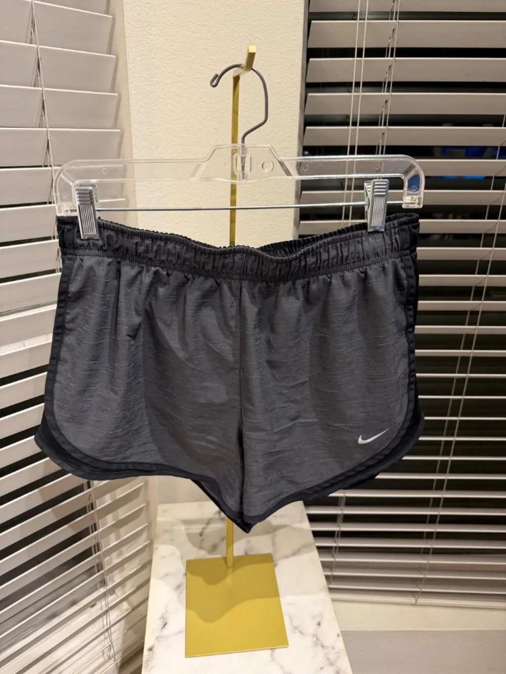 Nike Tempo Dri-FIT Brief-Lined Running Shorts — Size Medium, Heather Grey, EUC